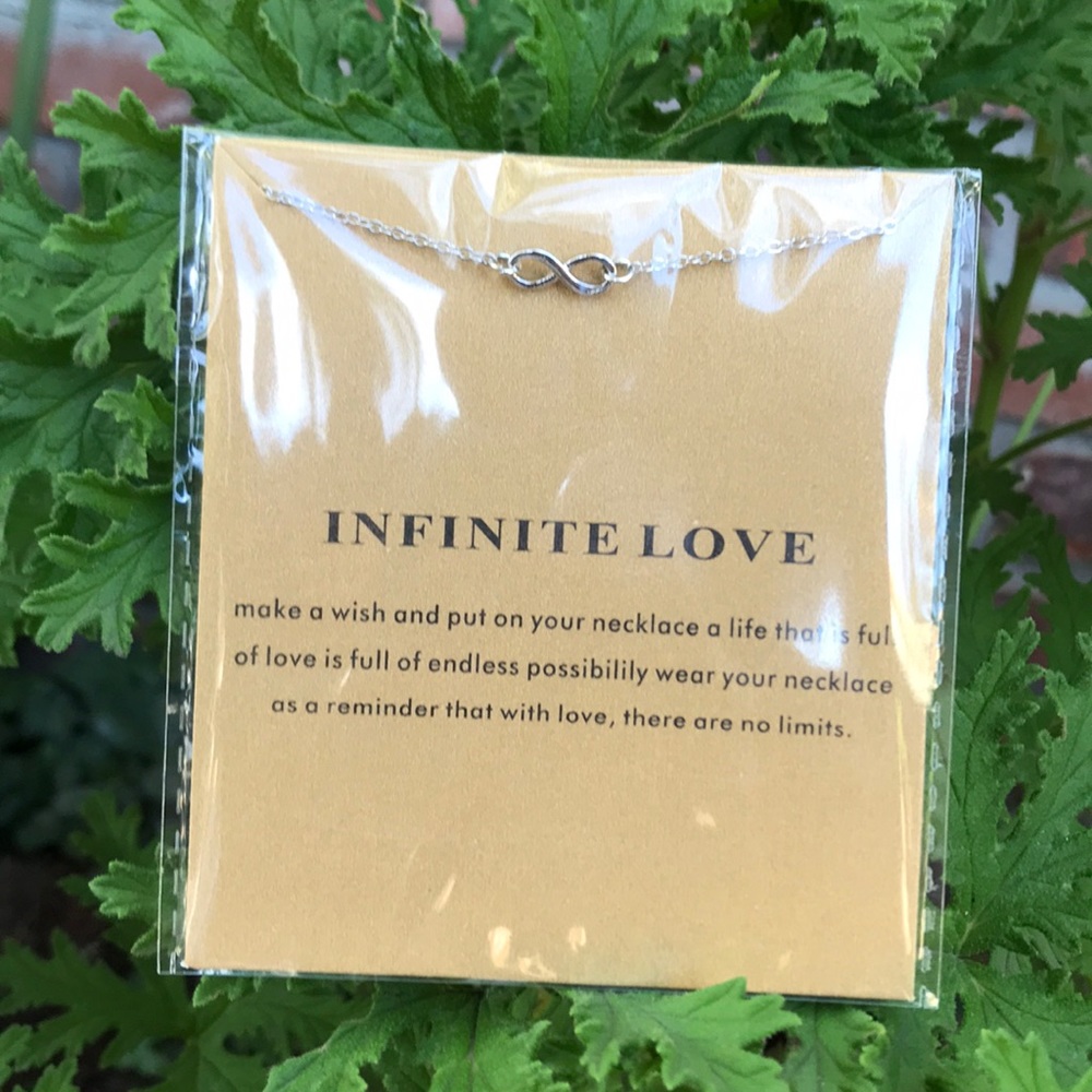 INFINITE LOVE necklace